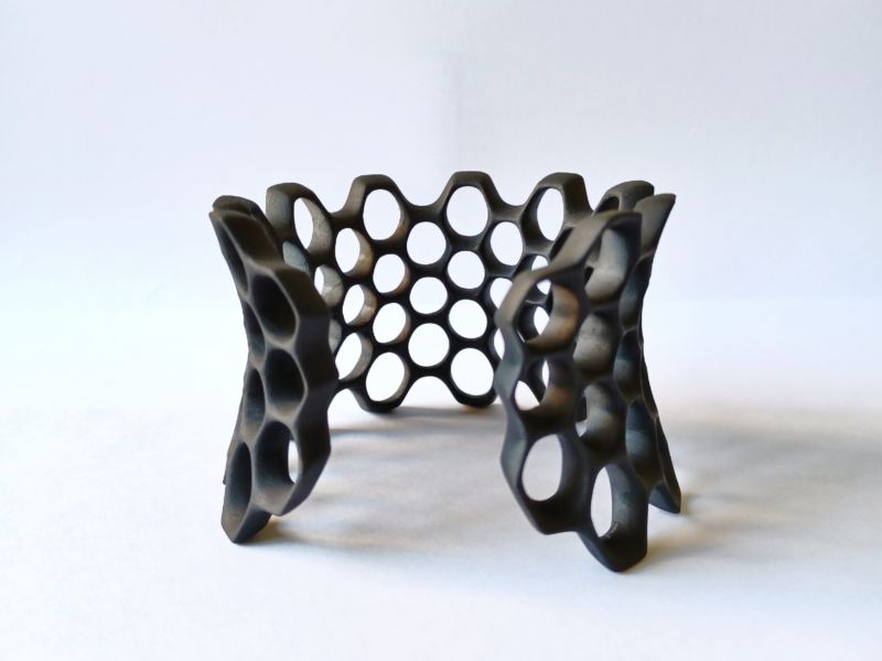 Raised Edge Lacy Bangle